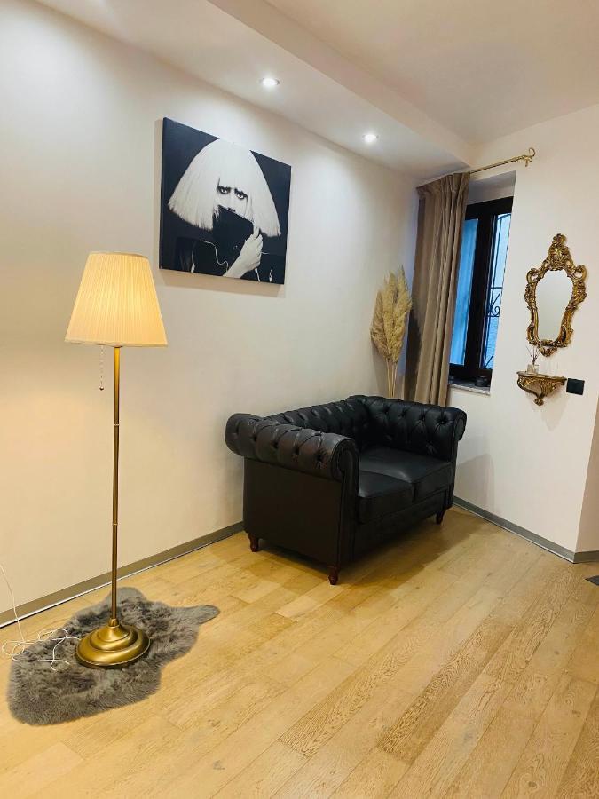 Edo'S House Apartment Cagliari Ngoại thất bức ảnh