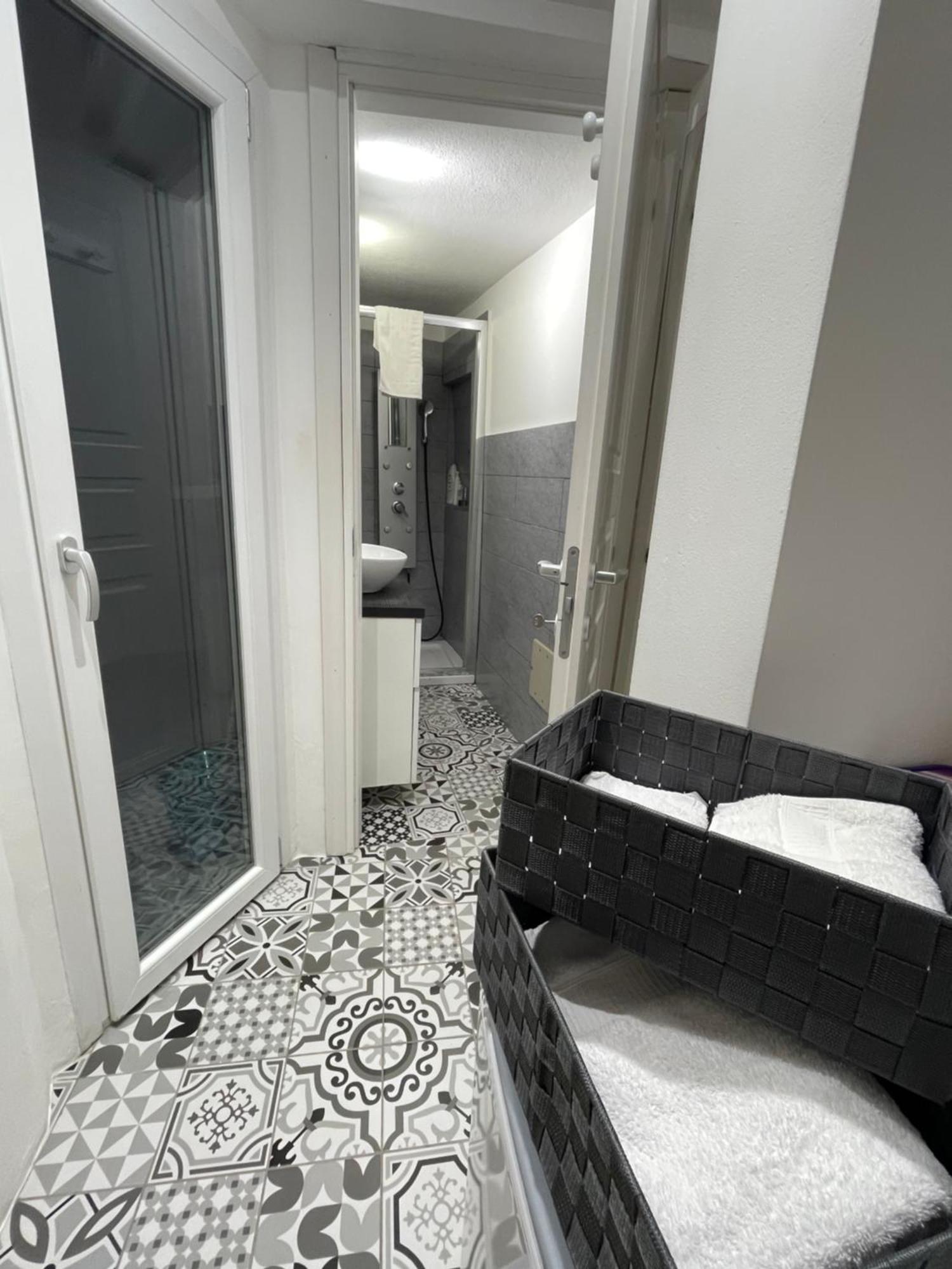 Edo'S House Apartment Cagliari Ngoại thất bức ảnh