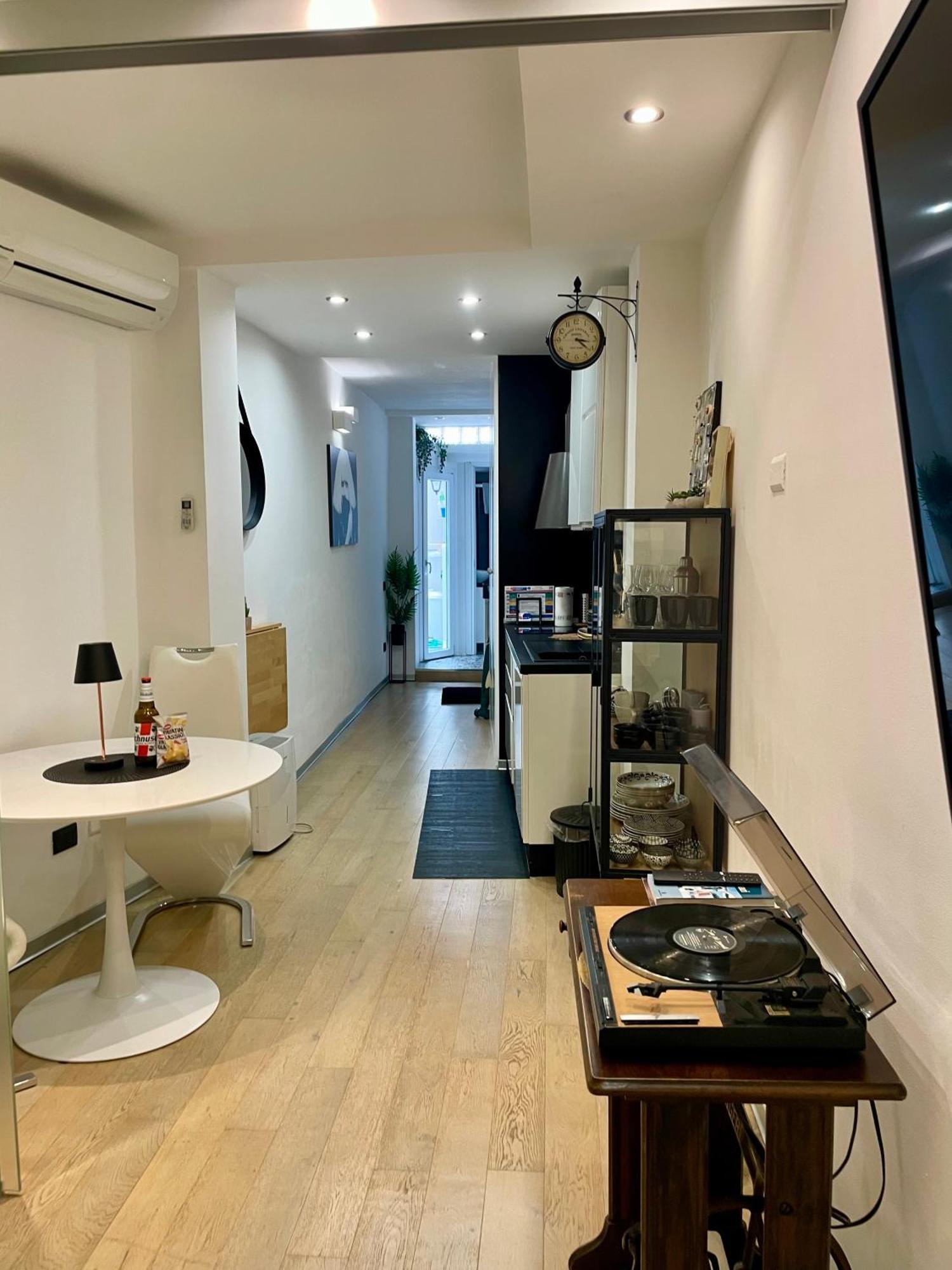Edo'S House Apartment Cagliari Ngoại thất bức ảnh
